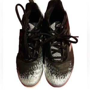 Adidas Soccer Cleats Athletic Shoes Youth Big Boys Size 5 Black Silver Worn Once